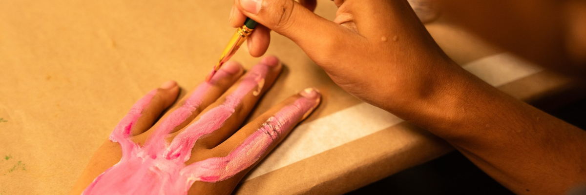 ARTIST WORKSHOP | COLOURS OF HANDS: EXPLORING INDIAN SIGN LANGUAGE