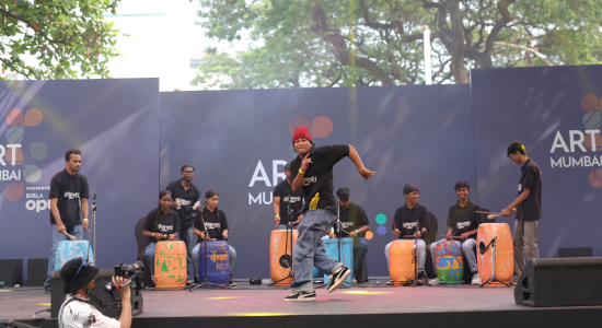 Performance by Dharavi Rocks